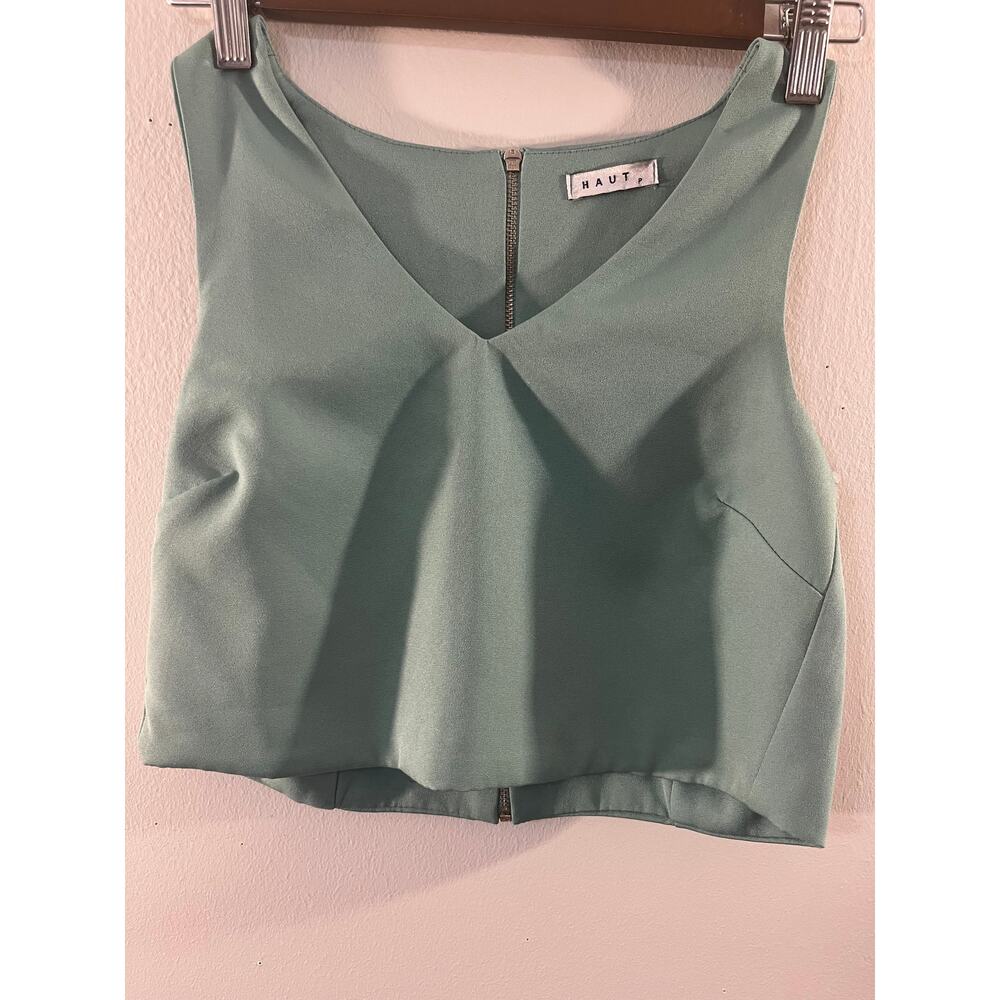 Sleeveless V-Neck top Light green Made in Brazil Women's size P